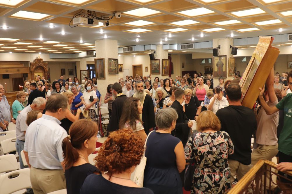 Τελευταίος Παρακλητικός Κανόνας προς τιμήν της Υπεραγίας Θεοτόκου 2025 - τα εγκώμια της Παναγίας